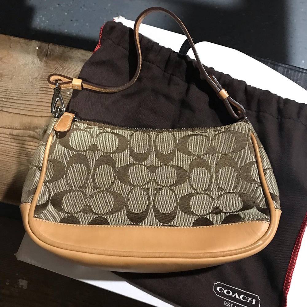 Coach small shoulder clutch *gently used